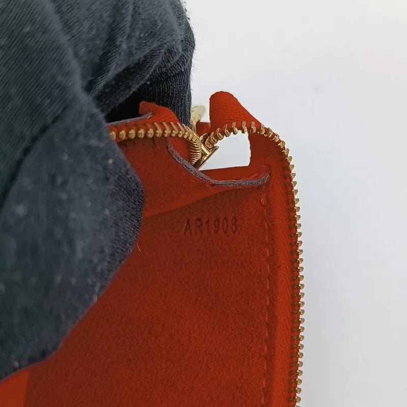 jr637-louis-vuitton-red-pochette-accessories