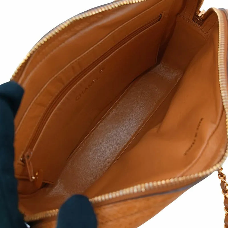 ra009-chanel-vintage-beige-ostrichskin-camera-bag