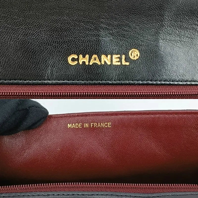 jt012-chanel-vintage-black-lambskin-25cm-diana-flap-bag