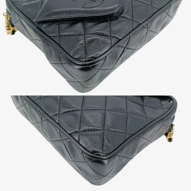 ra560-chanel-vintage-black-lambskin-quilted-camera-bag