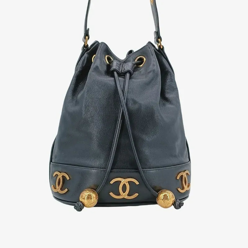 jah145-chanel-vintage-black-lambskin-gold-ball-bucket-bag