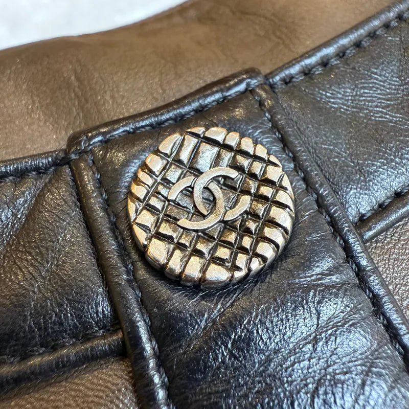 rb727-chanel-vintage-girl-dark-brown-leather-bag