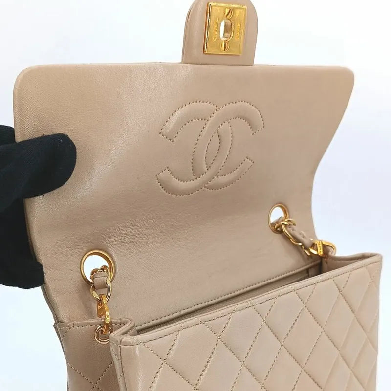 ra141-chanel-vintage-beige-lambskin-20cm-mini-square-flap-bag