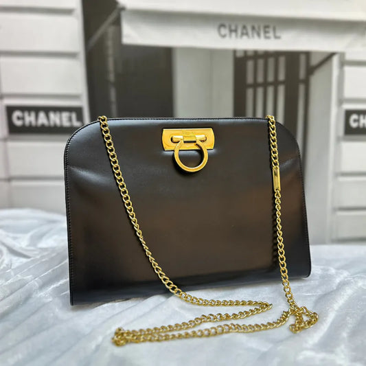 jw629-salvatore-ferragamo-vintage-black-box-leather-shoulder-bag