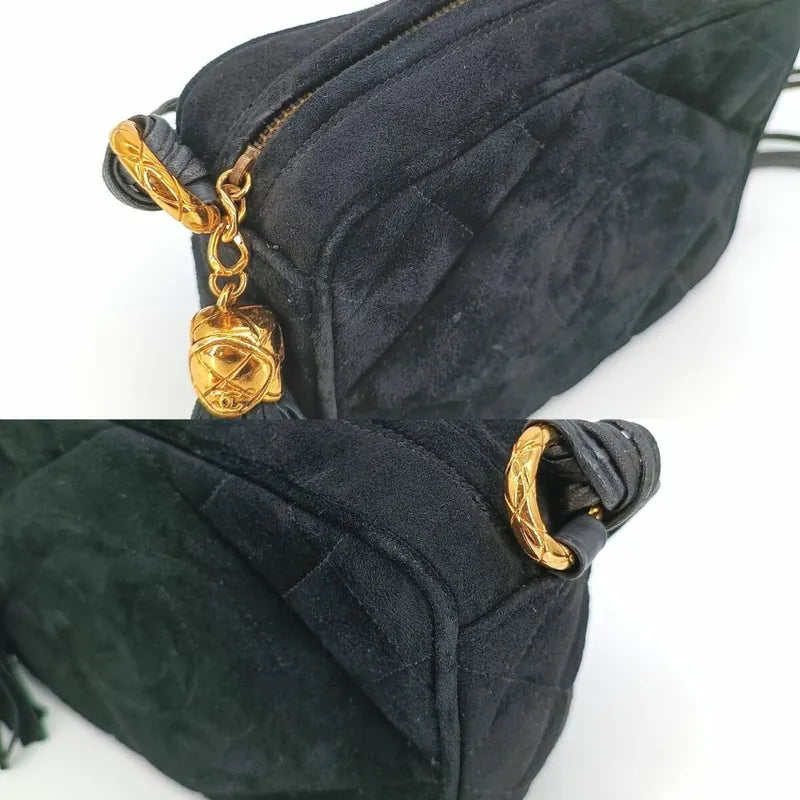 jt230-chanel-vintage-black-suede-tassel-camera-bag