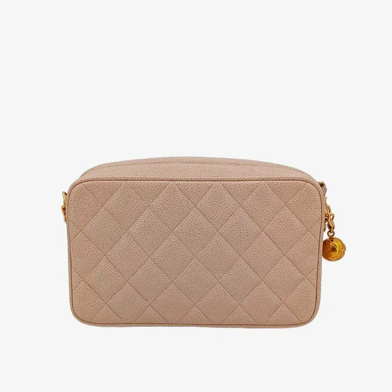 ra032-chanel-vintage-pink-caviar-leather-golden-ball-camera-bag