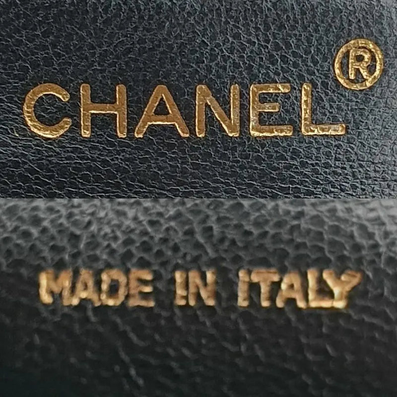 c501-chanel-vintage-black-lambskin-gold-chain-camera-bag