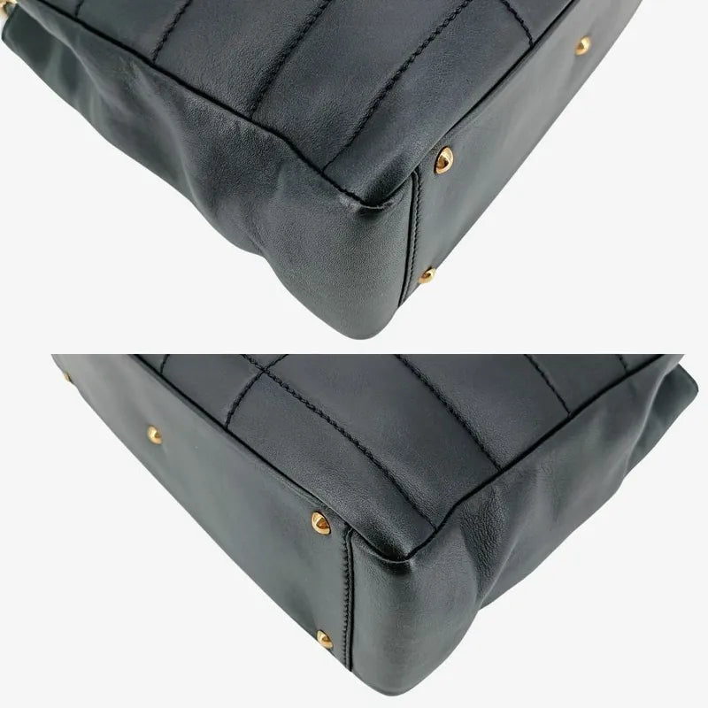 jt731-chanel-vintage-black-calfskin-chocolate-bar-tote-bag