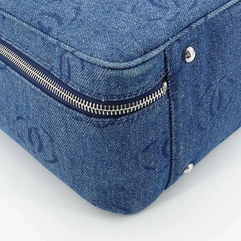 jq874-chanel-vintage-blue-denim-tote-bag
