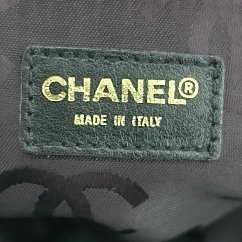 ra343-chanel-vintage-black-caviar-leather-drawstring-handbag