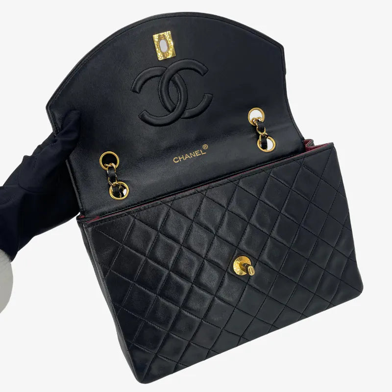 jw847-chanel-vintage-black-lambskin-quilted-flap-bag