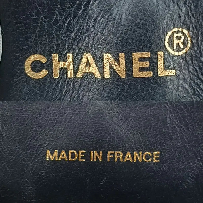 jw029-chanel-vintage-navy-lambskin-tessel-camera-bag