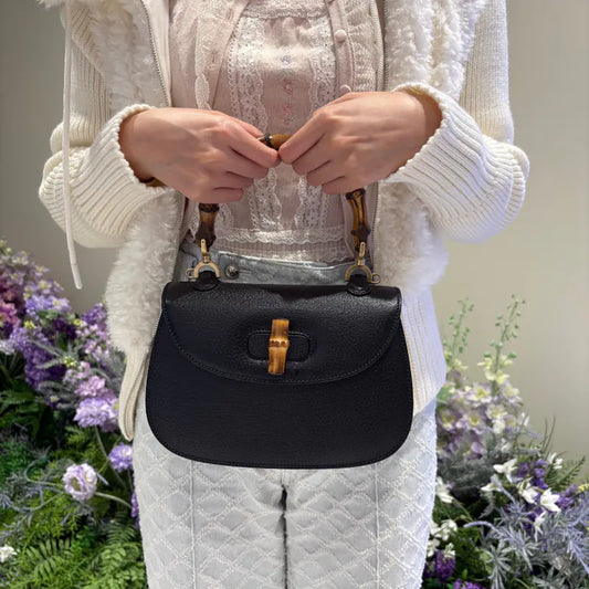 jw392-gucci-vintage-black-pigskin-leather-bamboo-shoulder-bag