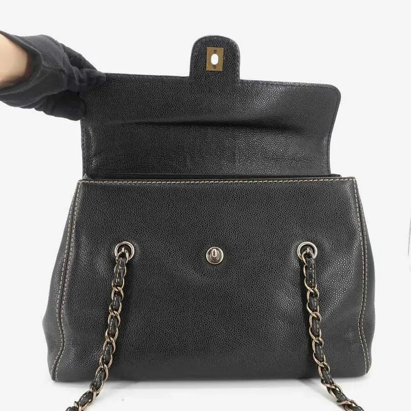 jr710-chanel-vintage-black-caviar-leather-flap-bag