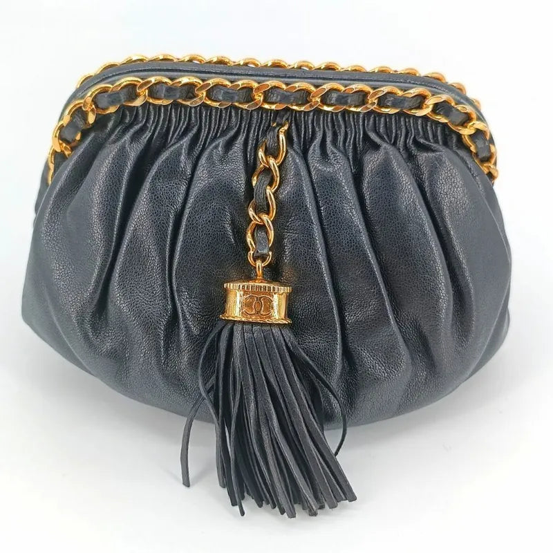 jt399-chanel-vintage-black-lambskin-shoulder-bag