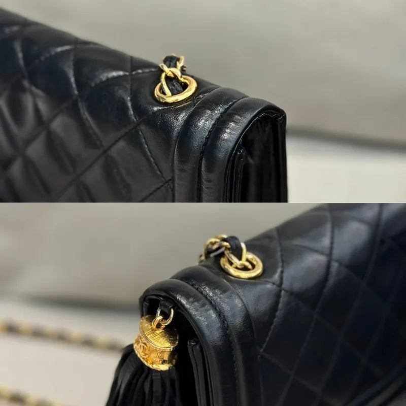 rc721-chanel-vintage-black-lambskin-quilted-flap-bag