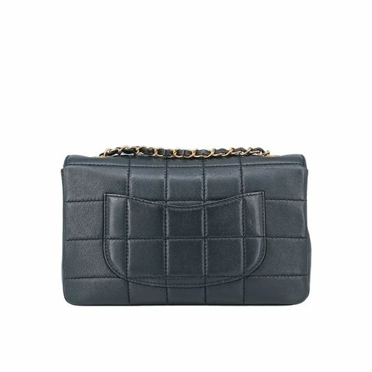 90199599-chanel-vintage-black-lambskin-chocolate-bar-flap-bag