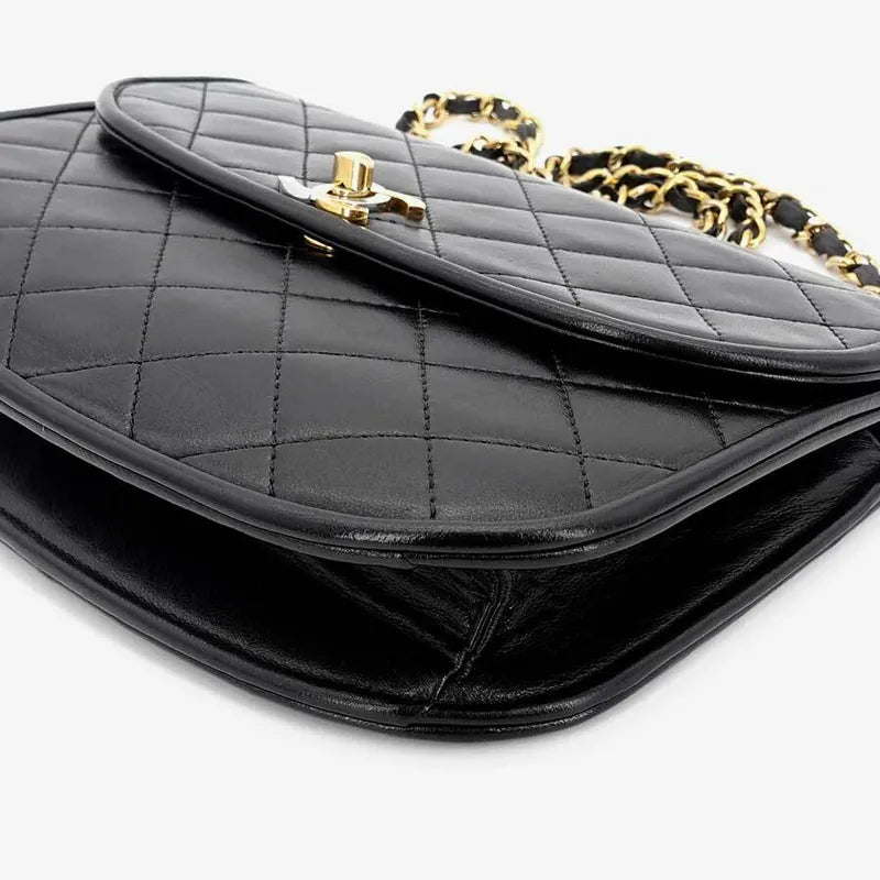 jr854-chanel-vintage-black-lambskin-paris-limited-edition-flap-bag