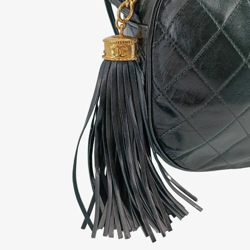 ra506-chanel-vintage-black-lambskin-quilted-camera-bag