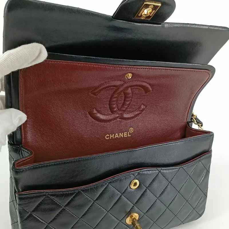 js520-chanel-vintage-black-lambskin-25cm-classic-flap-bag