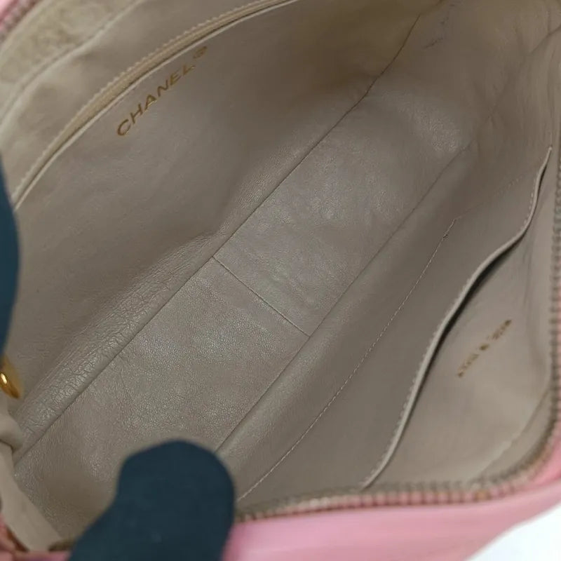 jah172-chanel-vintage-pink-lambskin-quilted-camera-bag