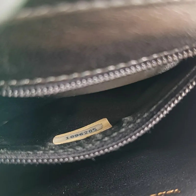 jr112-chanel-vintage-black-lambskin-quilted-flap-bag