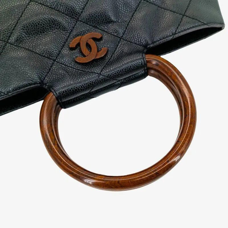 jw207-chanel-vintage-black-caviar-leather-wood-handle-handbag