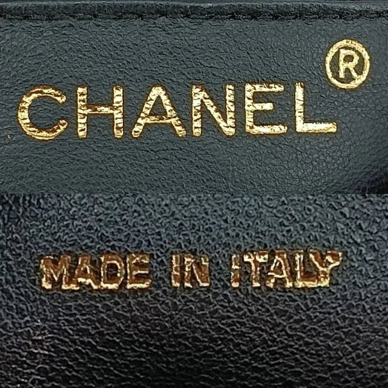 ju999-chanel-vintage-coral-lambskin-tassel-camera-bag