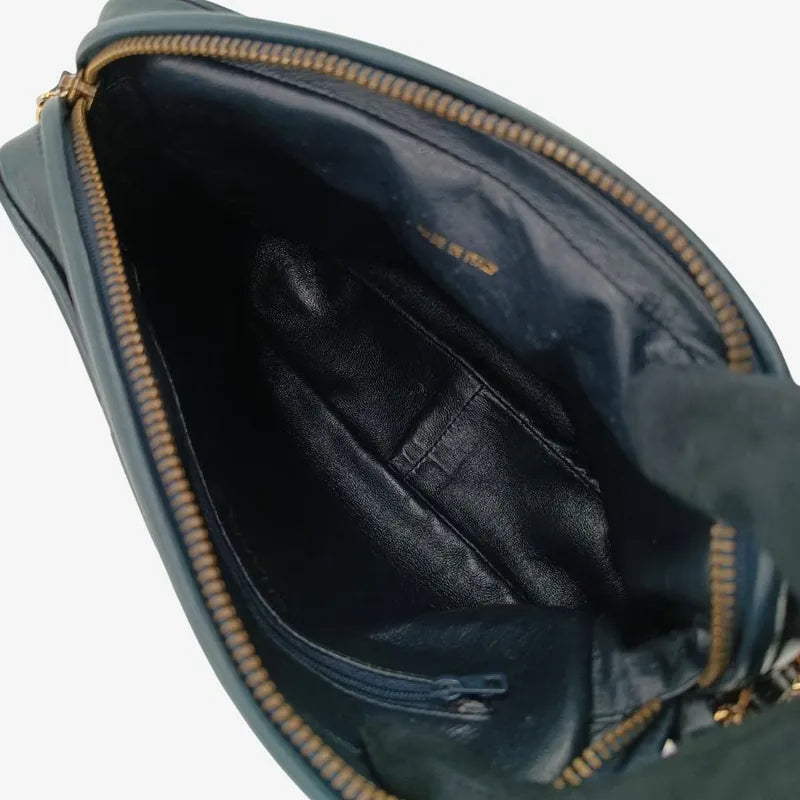 jt533-chanel-vintage-navy-lambskin-tassel-camera-bag