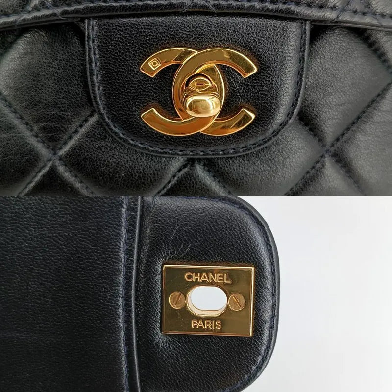 js699-chanel-vintage-navy-lambskin-quilted-camera-bag