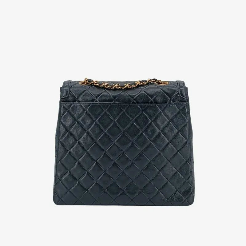 js078-chanel-vintage-black-lambskin-trapezoid-flap-bag