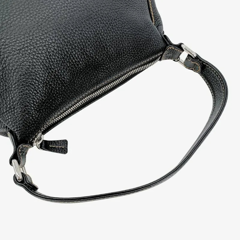 ra154-chanel-vintage-black-caviar-leather-handbag
