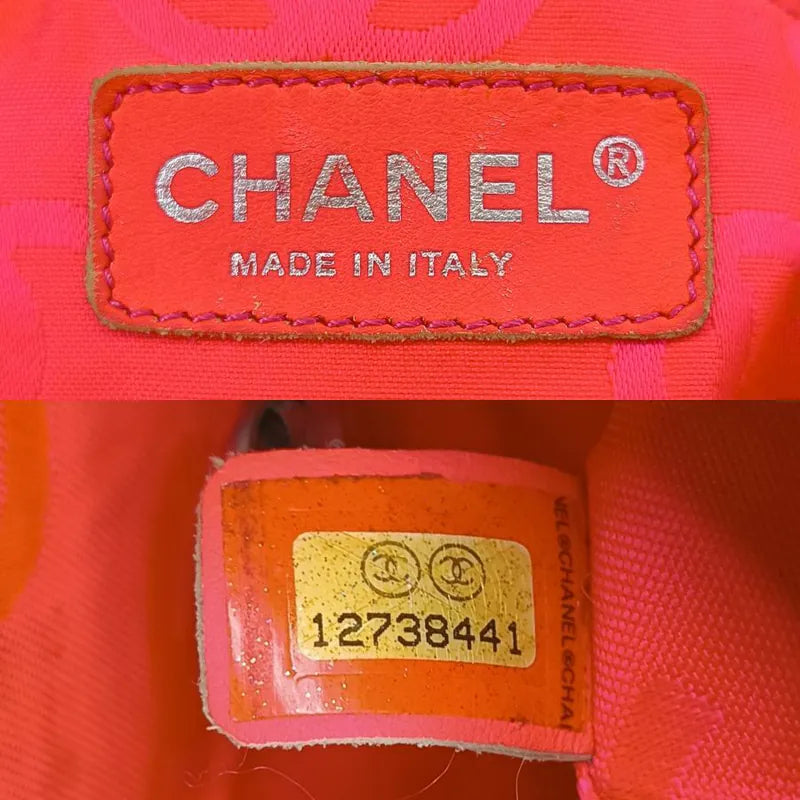rb907-chanel-vintage-black-calfskin-cambon-bowler-bag