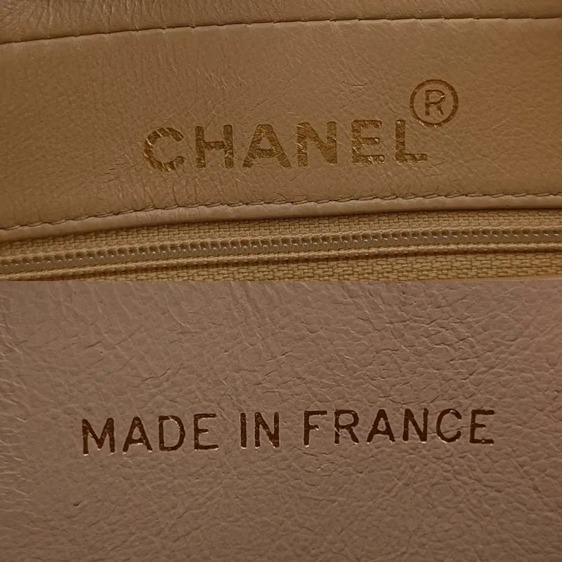 jt286-chanel-vintage-beige-lambskin-gold-chain-camera-bag
