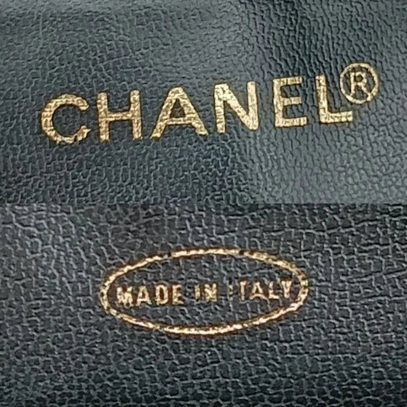 jah137-chanel-vintage-black-caviar-leather-chevron-handbag