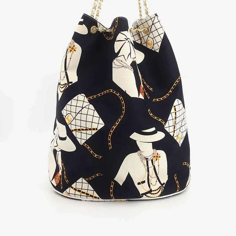 jr343-chanel-vintage-navy-linen-travel-bag