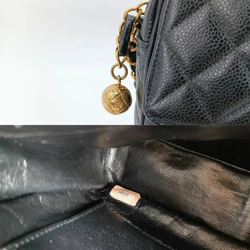 ra202-chanel-vintage-black-caviar-leather-quilted-camera-bag