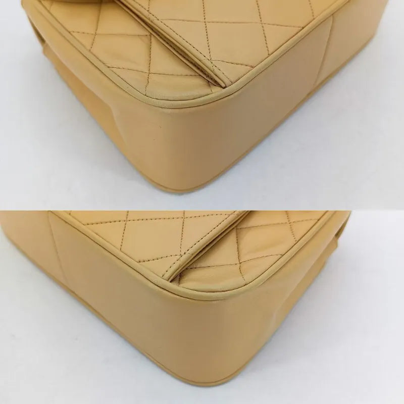 rb397-chanel-vintage-beige-lambskin-gold-chain-flap-bag