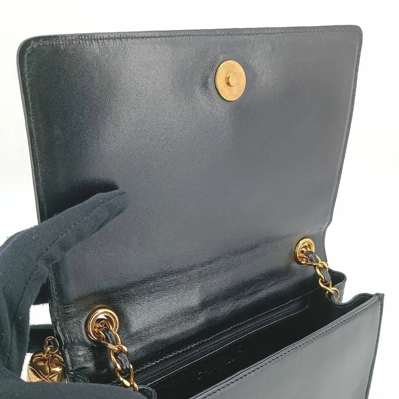 ra419-chanel-vintage-black-lambskin-quilted-full-flap-bag