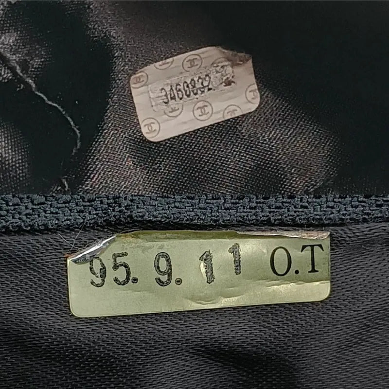 rb919-chanel-vintage-black-lambskin-bucket-bag