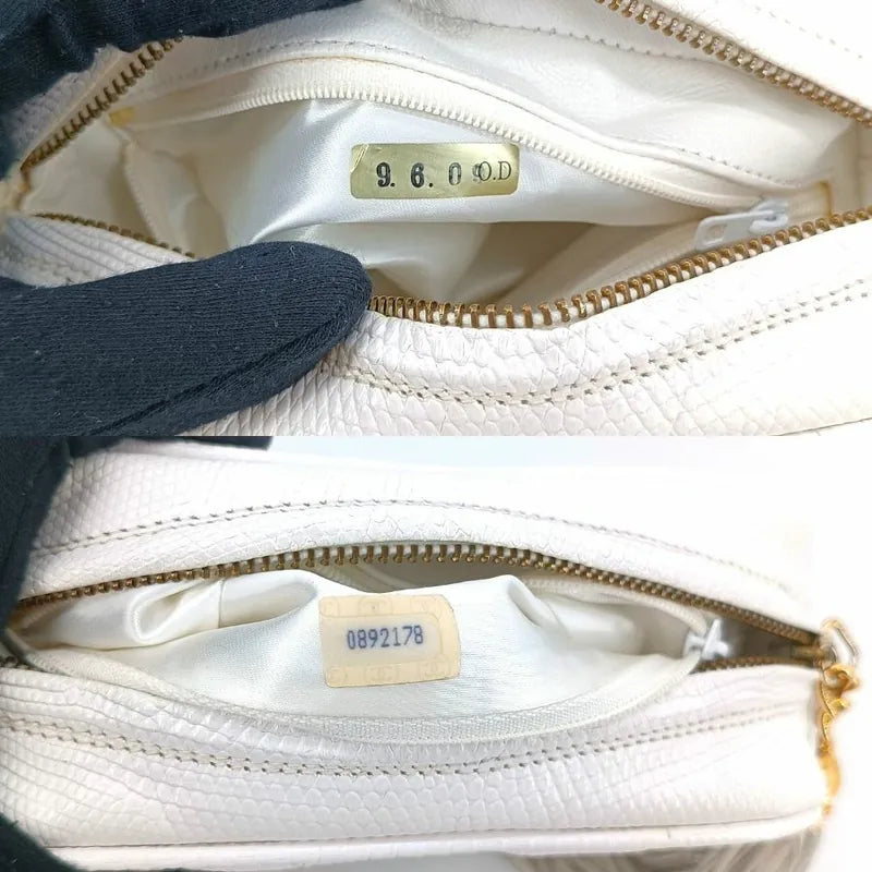 jt587-chanel-vintage-white-lizardskin-tassel-camera-bag
