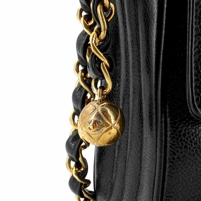 jr561-chanel-vintage-black-caviar-leather-jumbo-flap-bag