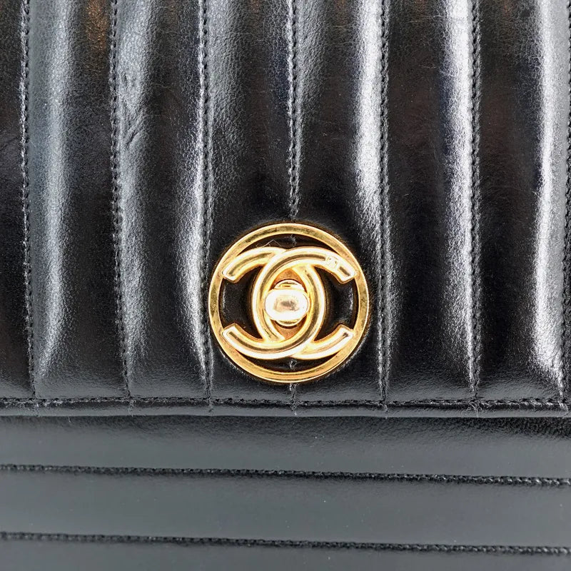 jq304-chanel-vintage-black-lambskin-horizontal-stripe-circle-turnlock-flap-bag