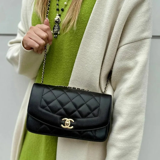 ra648-chanel-black-lambskin-diana-reissue-flap-bag