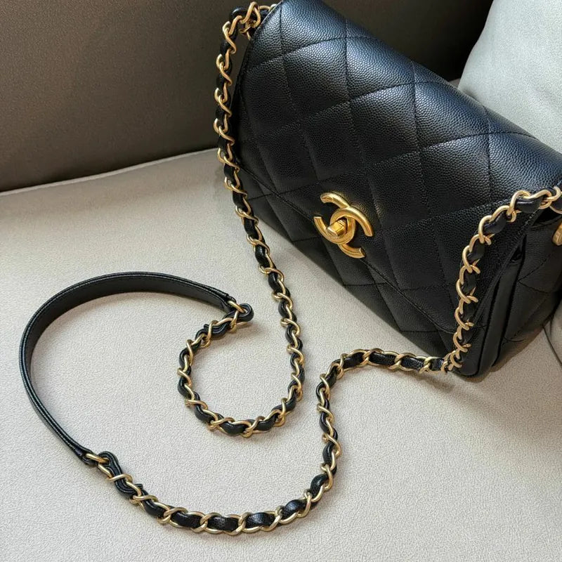 yu009-chanel-black-caviar-leather-mini-square-flap-bag