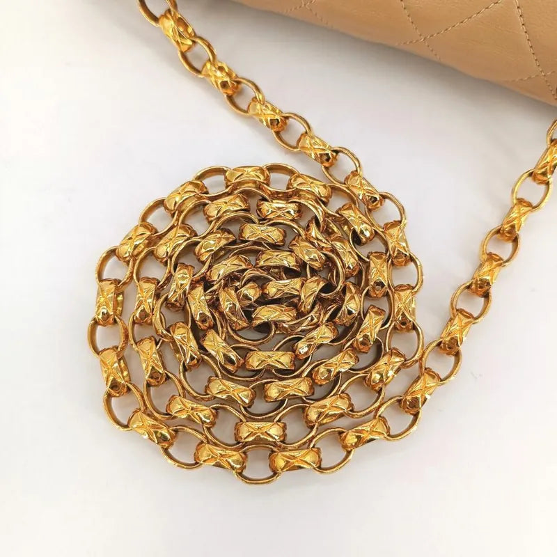 c381-chanel-vintage-beige-lambskin-quilted-gold-chain-flap-bag