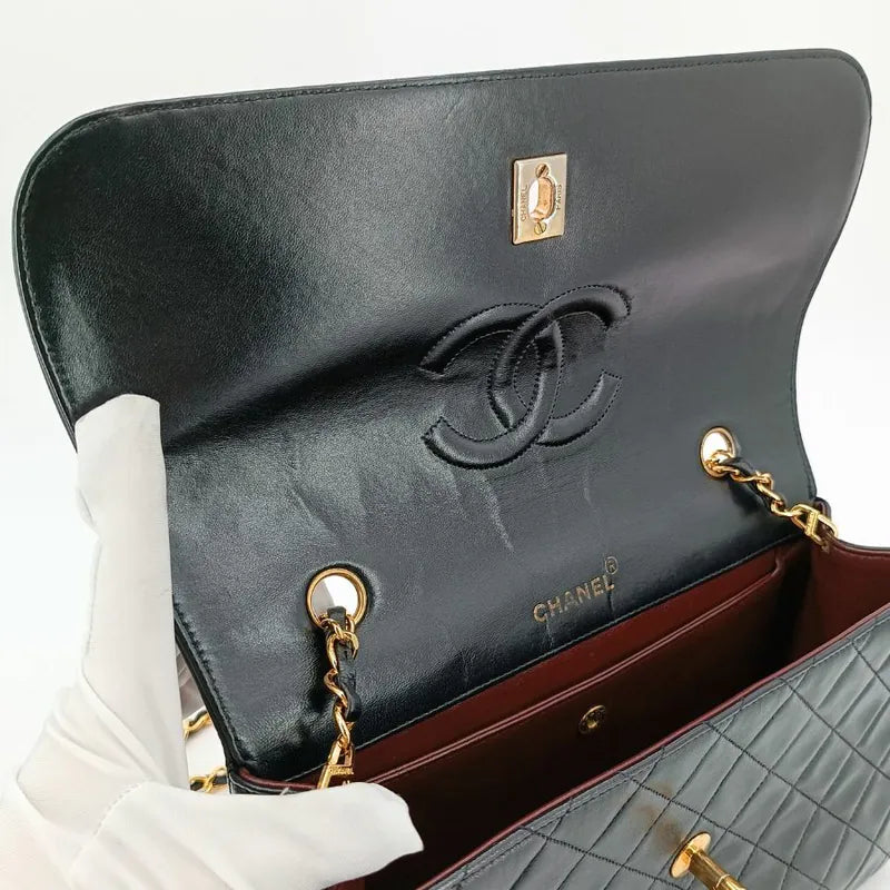 jah150-chanel-vintage-black-lambskin-quilted-flap-bag