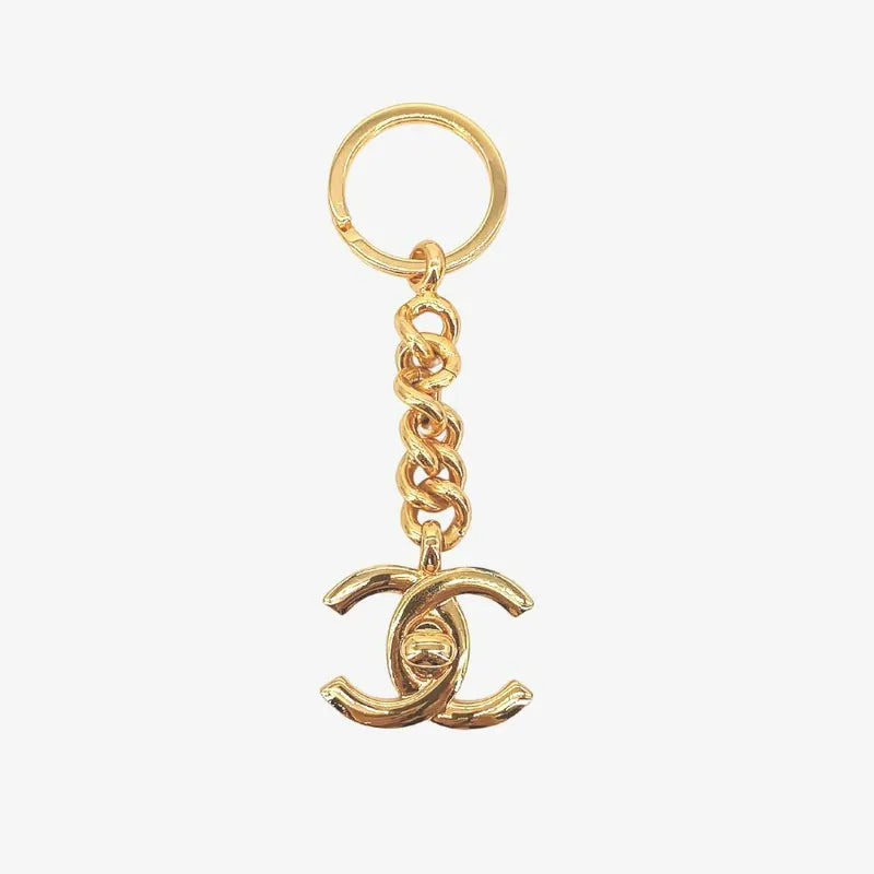 jt019-chanel-cc-turnlock-key-ring
