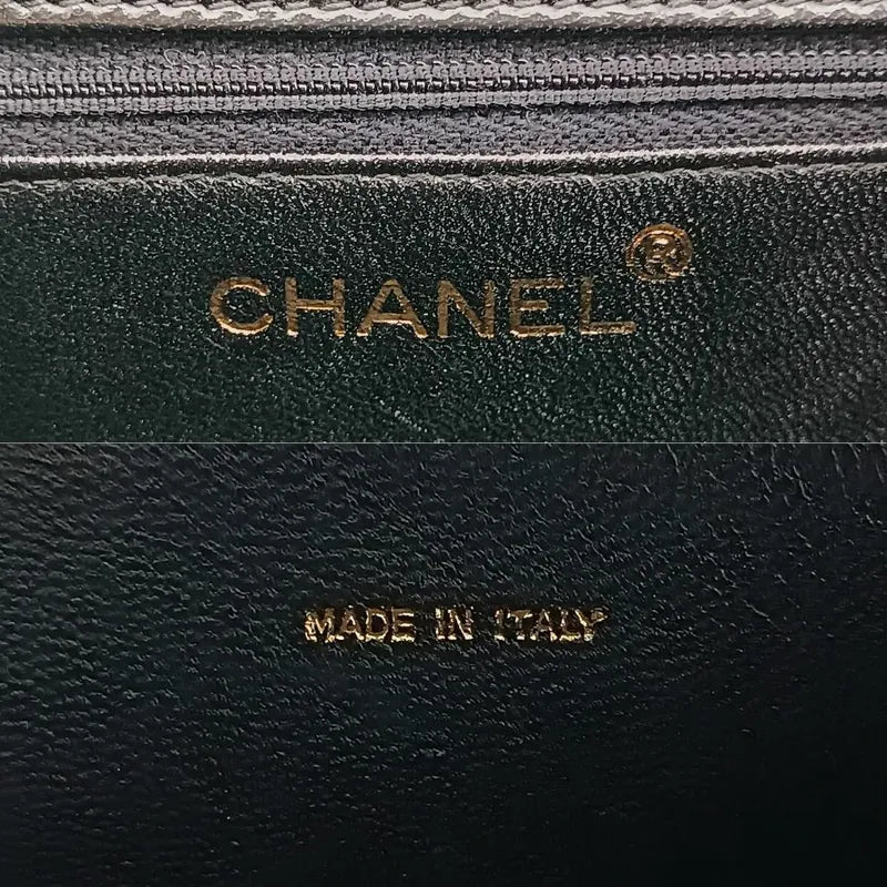 js913-chanel-vintage-black-lambskin-quilted-flap-bag