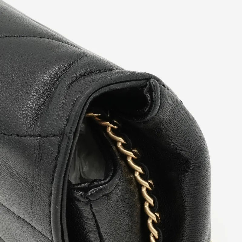 jah156-chanel-vintage-black-lambskin-flap-clutch-with-chain